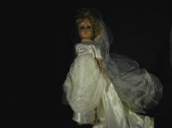 17'' UNMARKED 48 COMPO BLONDE BRIDE DOLL ORIGINAL SATIN  OUTFIT